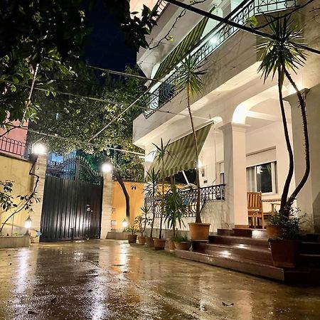 Mandarine Hostel Tirana Zewnętrze zdjęcie
