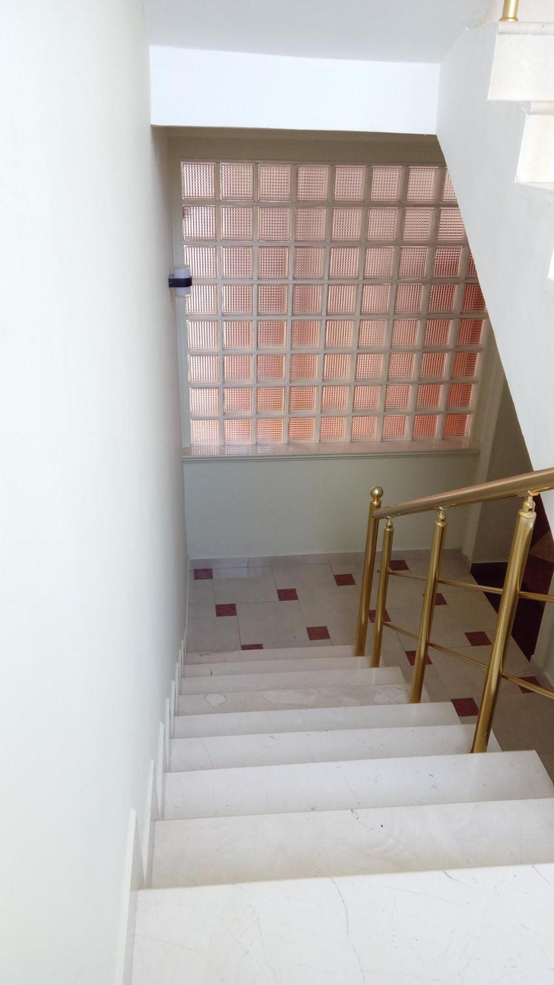 Mandarine Hostel Tirana Zewnętrze zdjęcie