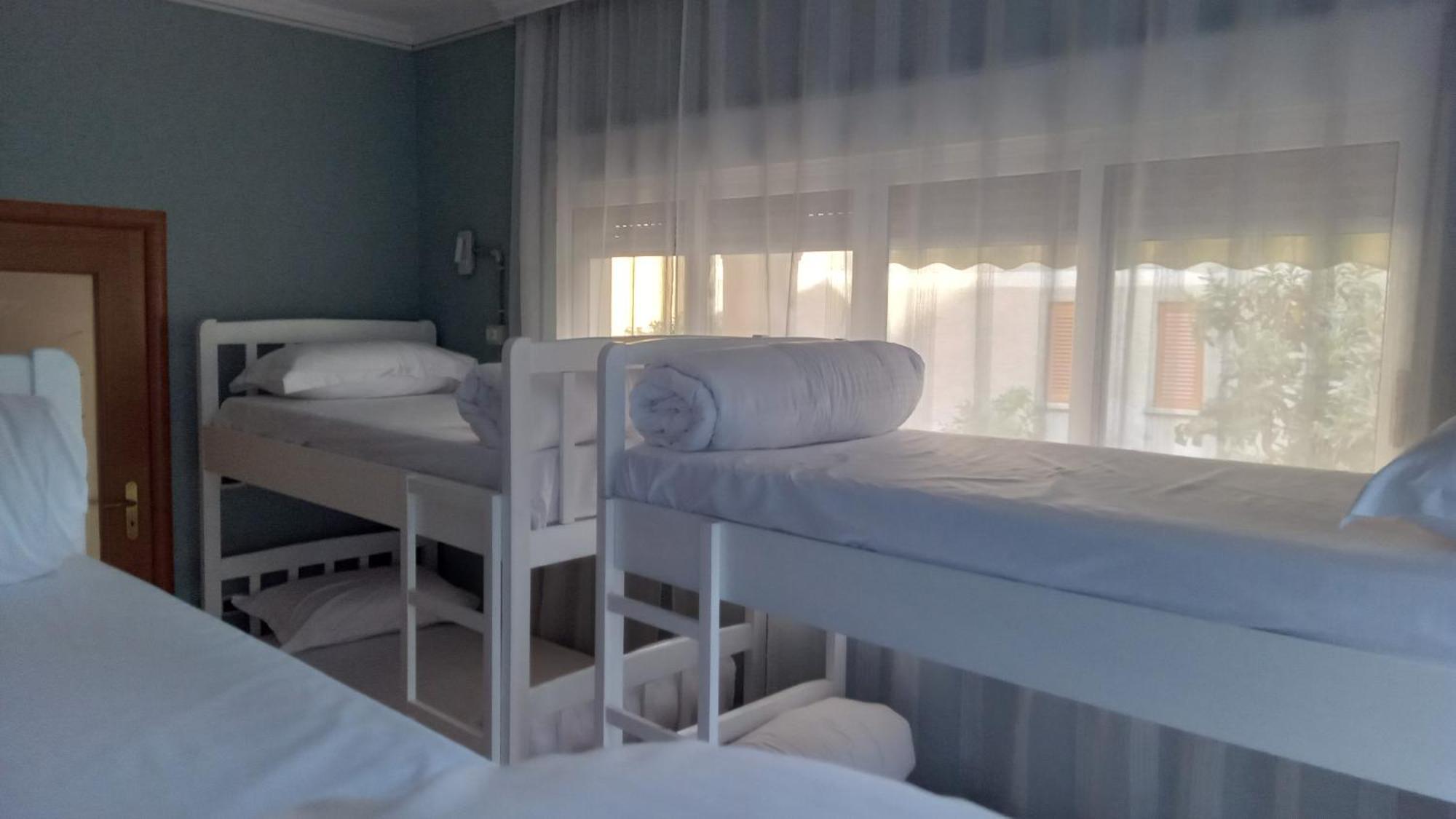 Mandarine Hostel Tirana Zewnętrze zdjęcie