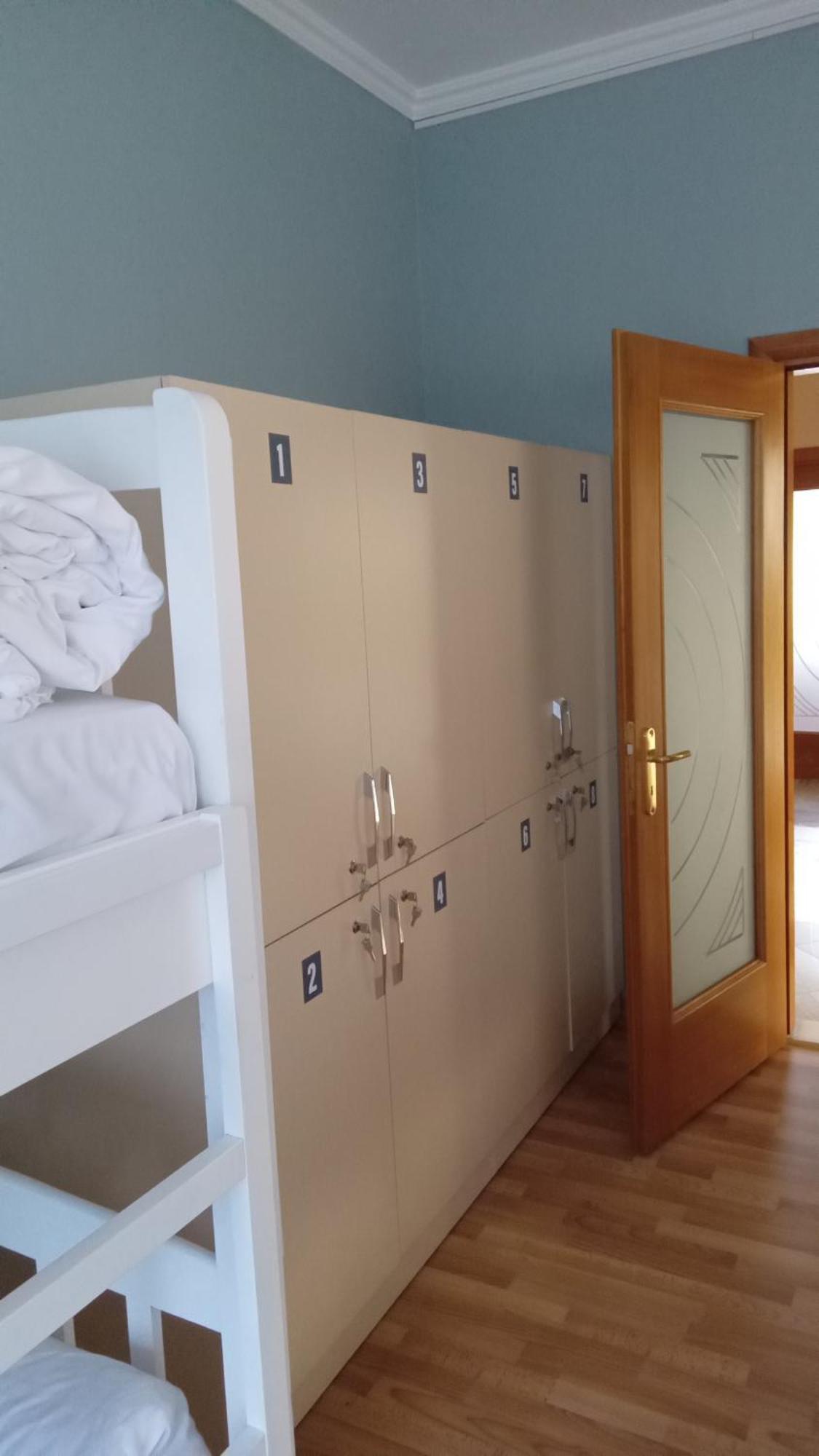 Mandarine Hostel Tirana Zewnętrze zdjęcie