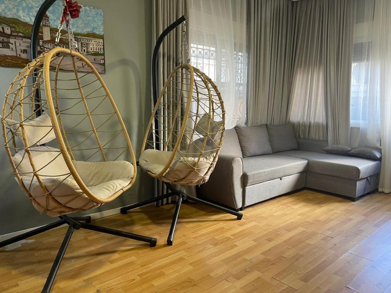 Mandarine Hostel Tirana Zewnętrze zdjęcie