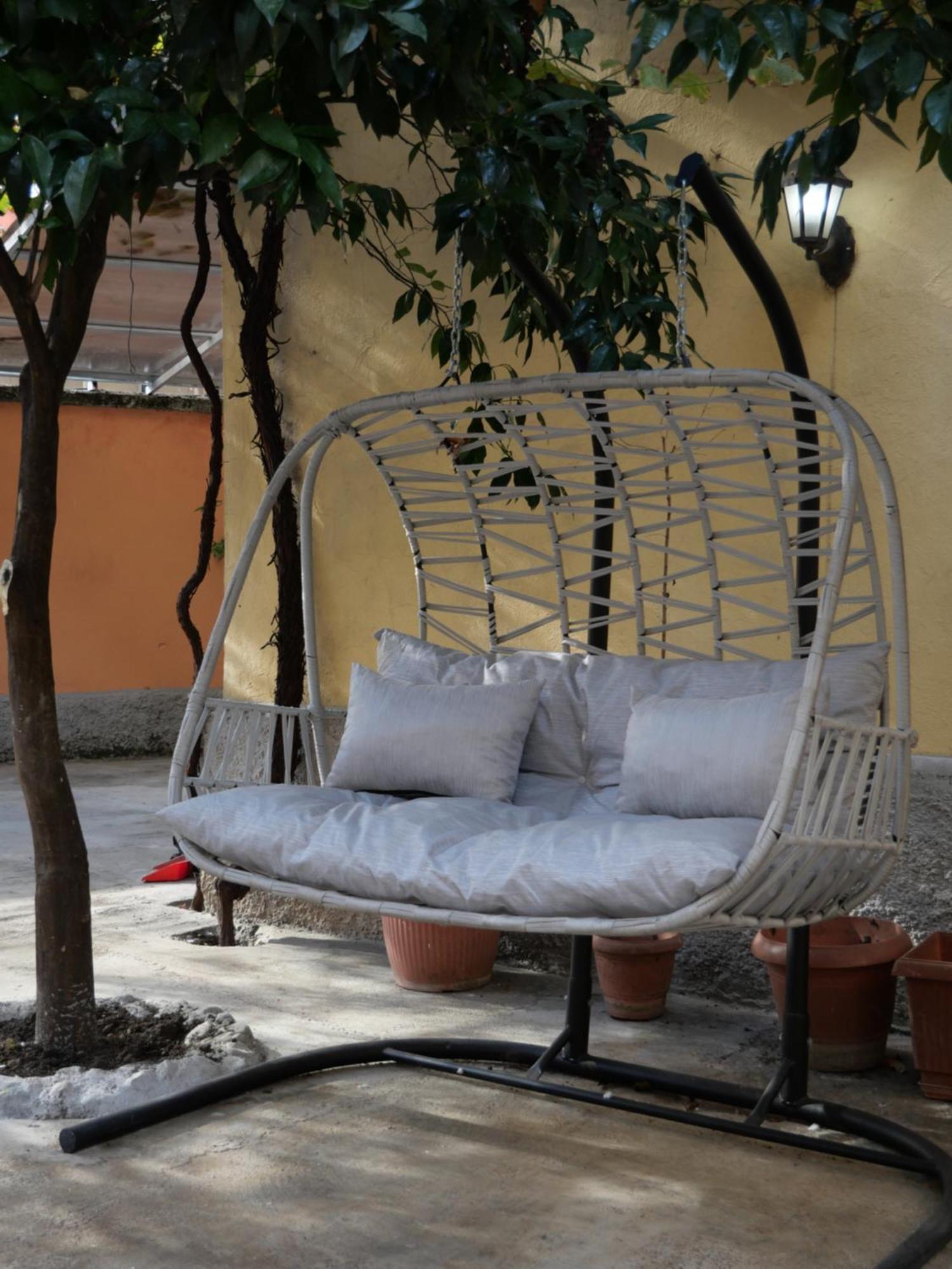 Mandarine Hostel Tirana Zewnętrze zdjęcie