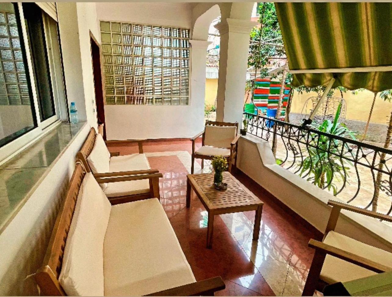 Mandarine Hostel Tirana Zewnętrze zdjęcie